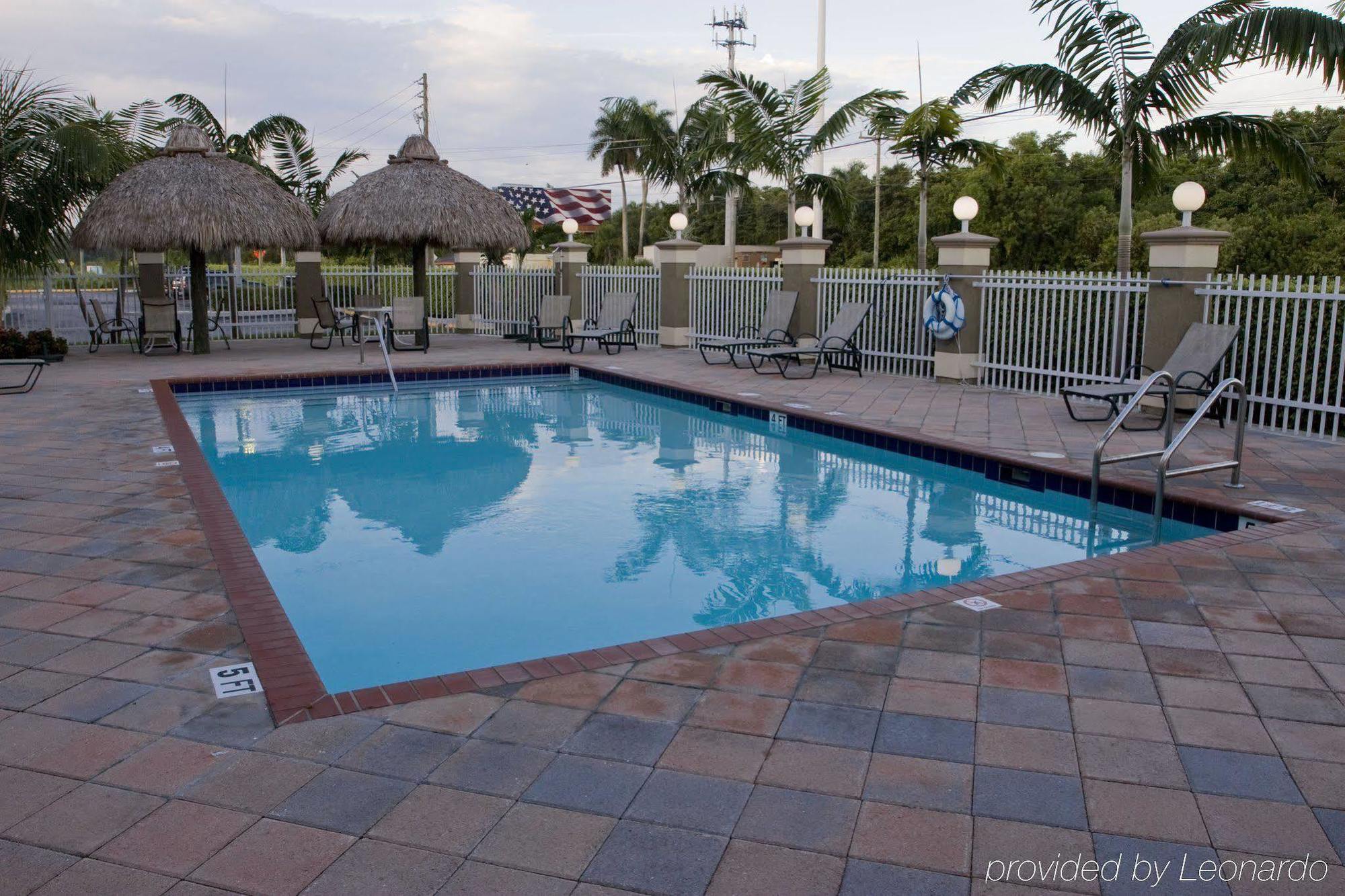 Holiday Inn Express & Suites Florida City-Gateway To Keys By Ihg מראה חיצוני תמונה
